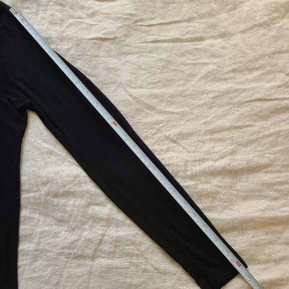 Tristan Women's Oversized Black White Stripes V-Neck Long Sleeves Top - Picture 12 of 13